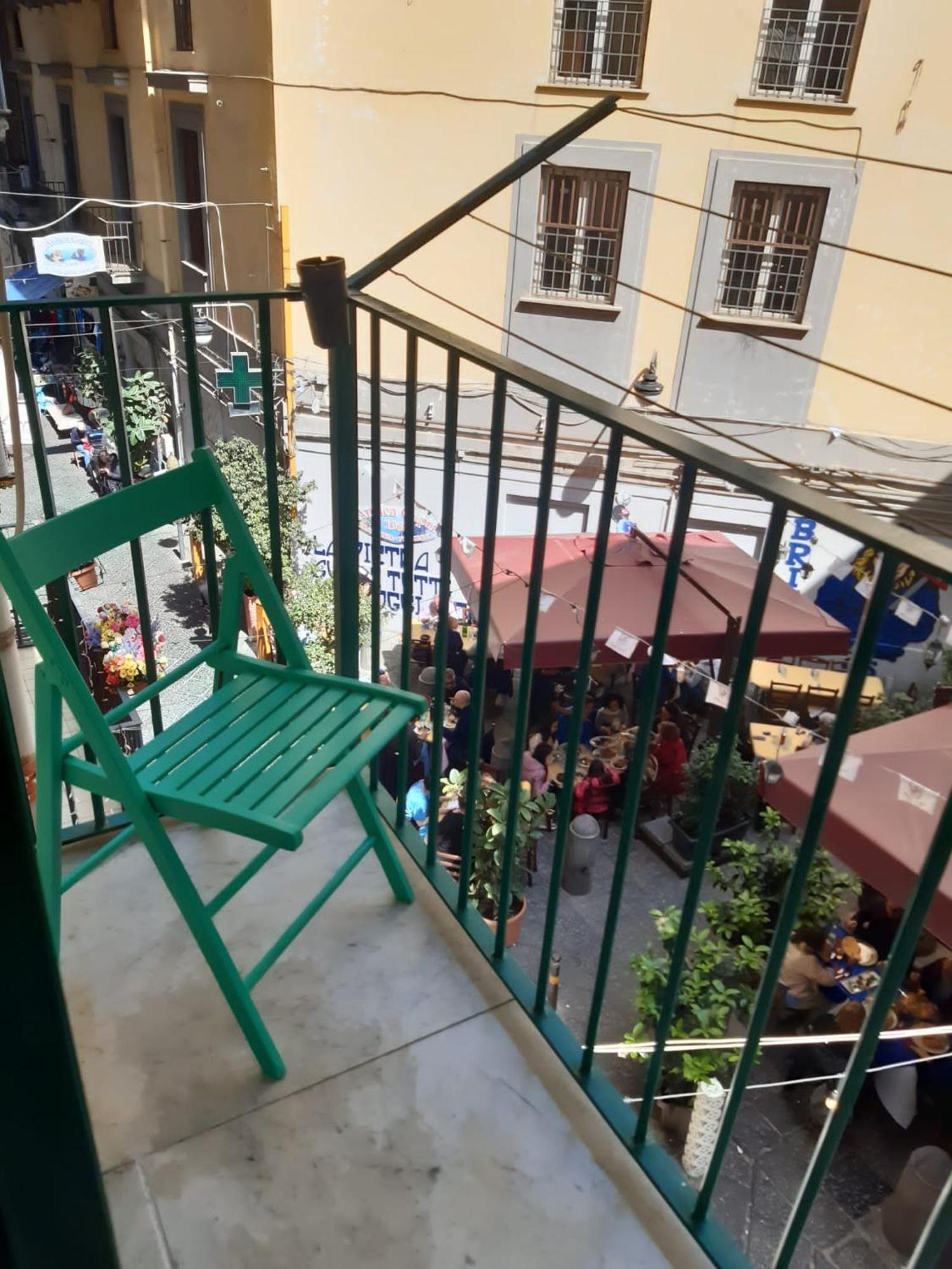 Casa Vacanze Napoli Centro Carmen & Sara Extérieur photo